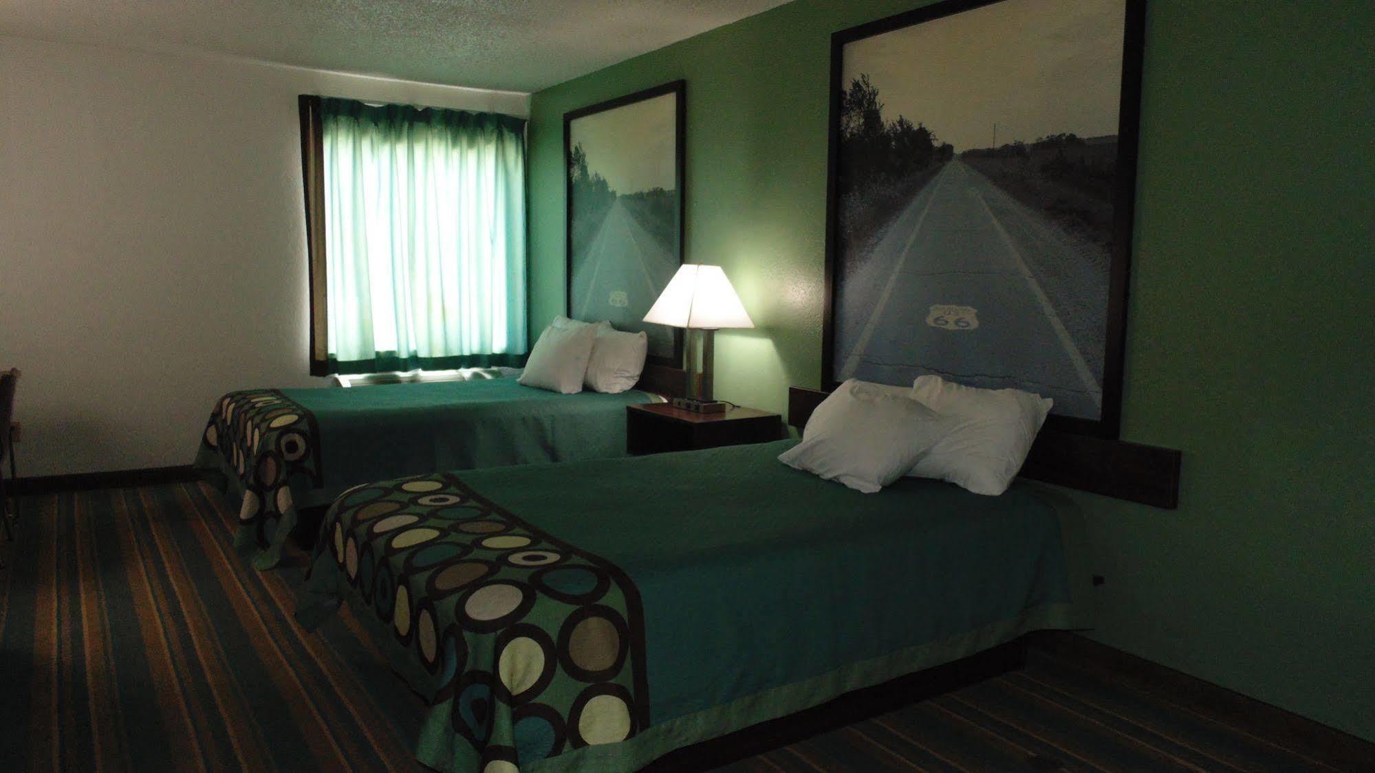 Super 8 By Wyndham Sapulpa/tulsa Area 2*